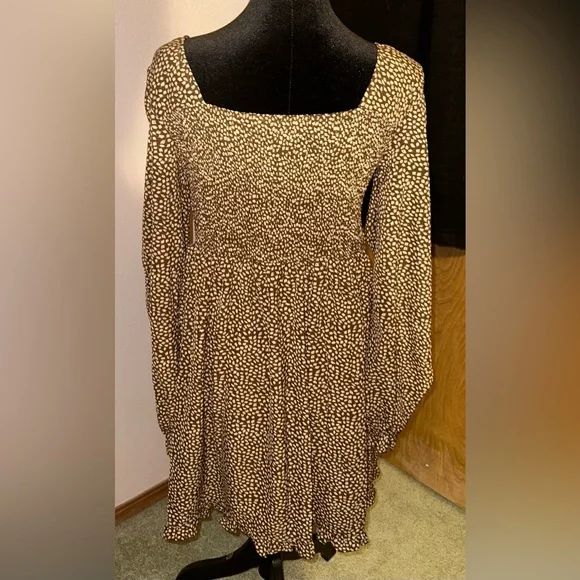 She + Sky long sleeve dress NWOT - Picture 3 of 5